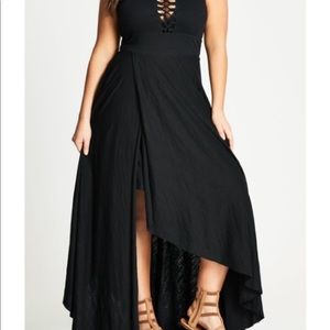 PLAIT DETAIL MAXI DRESS - BLACK
